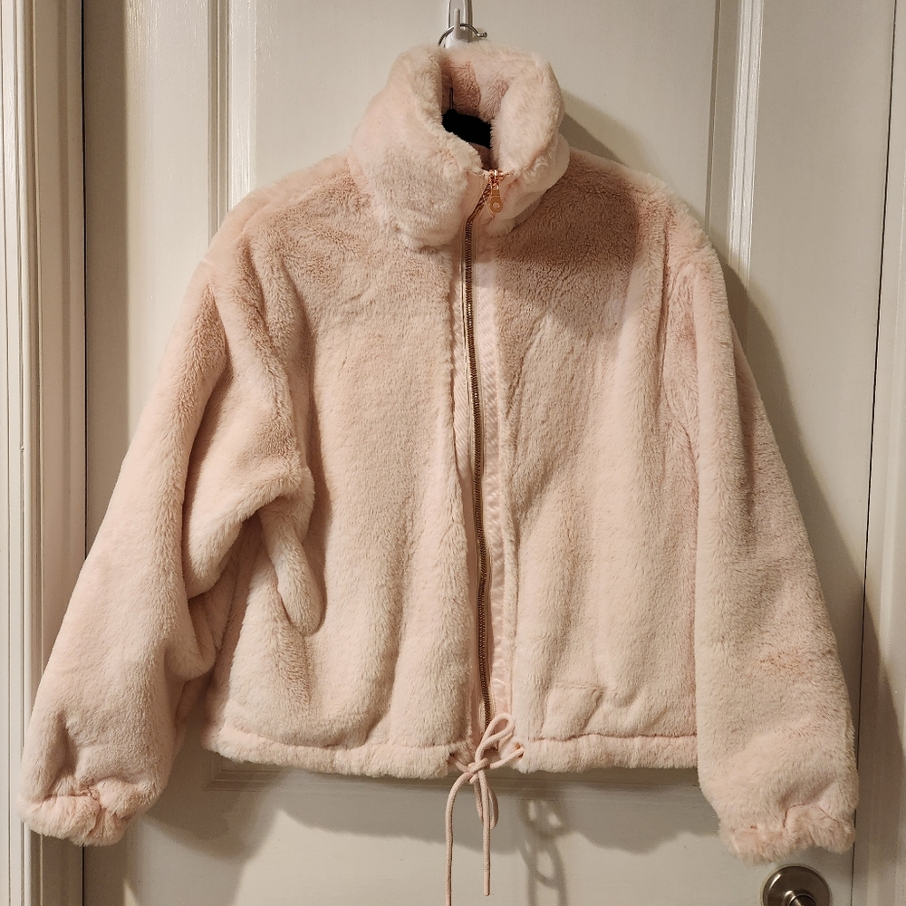 Fuda small pullover jacket pink furry extremely soft